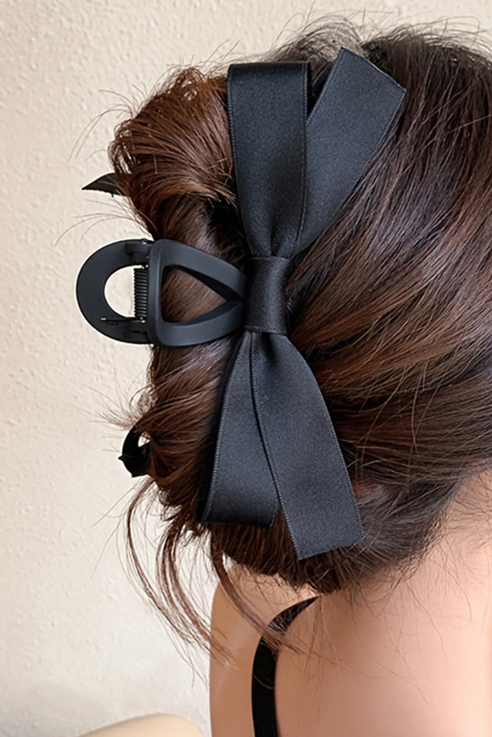 Black Bow Hair Claw Clip